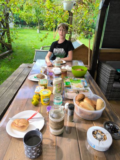 Frühstück am WE im Garten 08.09.24🥰